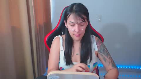 Snapshot of kimflexible_ chatting on January 26, 8:13 pm Kim 3 online show from January 26, 8:13 pm