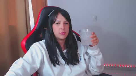 Snapshot of kimflexible_ chatting on January 31, 7:51 pm Kim 3 online show from January 31, 7:51 pm