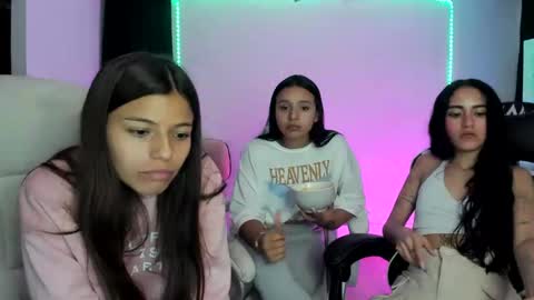 Snapshot of kimmi_foxy chatting on January 13, 11:38 pm kimmi online show from January 13, 11:38 pm