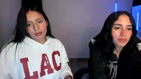 Snapshot of kimmi_foxy chatting on March 4, 1:55 am kimmi online show from March 4, 1:55 am