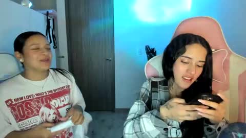 Snapshot of kimmi_foxy chatting on September 15, 11:50 pm kimmi online show from September 15, 11:50 pm