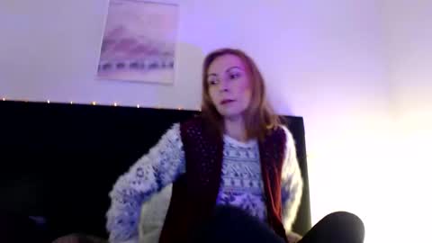 Snapshot of kingandprincess chatting on February 2, 4:43 pm sexysexyhotwetpinkredpussy online show from February 2, 4:43 pm