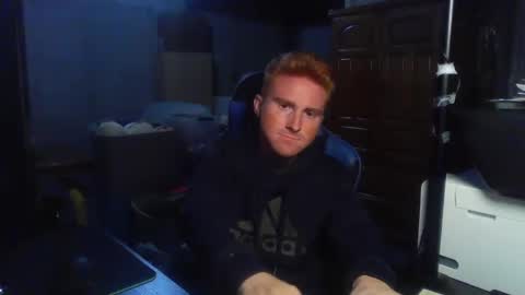 Snapshot of kingoffootfetish chatting on September 19, 5:33 am Master King Tommy online show from September 19, 5:33 am
