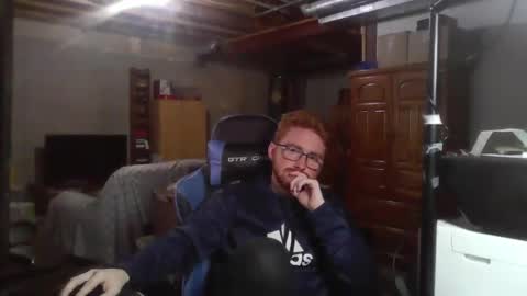 Snapshot of kingoffootfetish chatting on February 26, 7:34 am Master King Tommy online show from February 26, 7:34 am