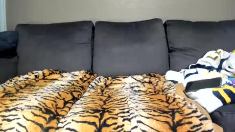 Snapshot of kinkykortney chatting on February 10, 12:29 pm Kinky online show from February 10, 12:29 pm