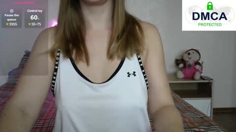 Snapshot of kira_blonde_angel chatting on March 6, 1:46 pm Kira online show from March 6, 1:46 pm