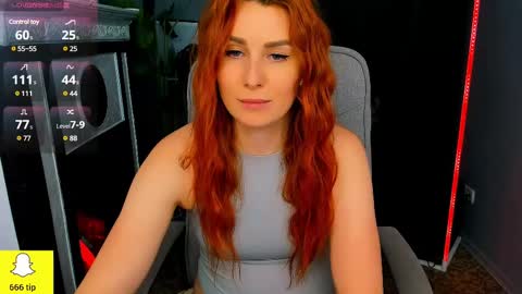 Snapshot of kiraxmoon chatting on February 23, 10:17 am kiraxmoon online show from February 23, 10:17 am