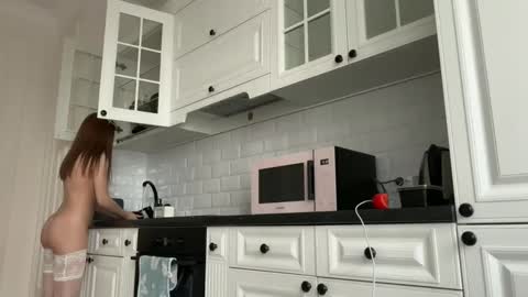 kisskeyy online show from February 16, 11:49 am