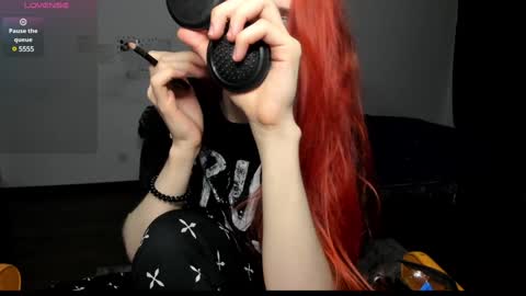 Snapshot of kitsunemoon chatting on January 11, 8:10 pm Kitsune online show from January 11, 8:10 pm