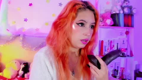 Snapshot of kitty_parker chatting on January 18, 1:41 am online show from January 18, 1:41 am