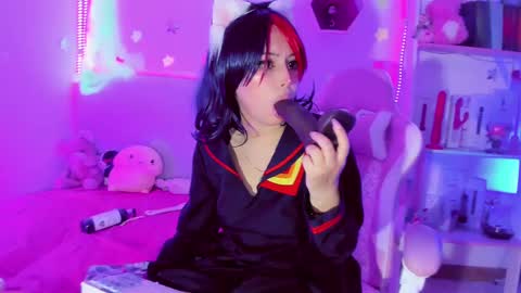 Snapshot of kitty_parker chatting on March 10, 12:50 am online show from March 10, 12:50 am