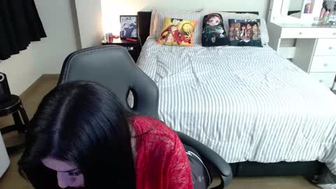 Snapshot of kittykat18x chatting on February 7, 2:40 am Isabel online show from February 7, 2:40 am