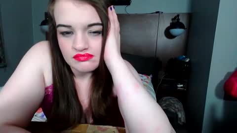 kittykat 1999 online show from December 9, 8:22 am