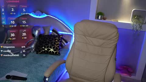 kittyslina online show from March 7, 6:24 am