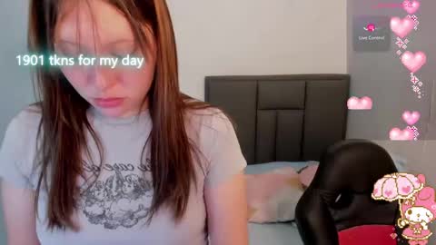  K I T T  Y  online show from February 20, 7:52 pm