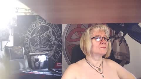 Michelle online show from February 12, 1:59 pm