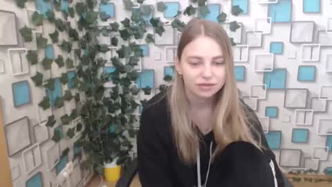 klerkarina online show from February 20, 5:44 am