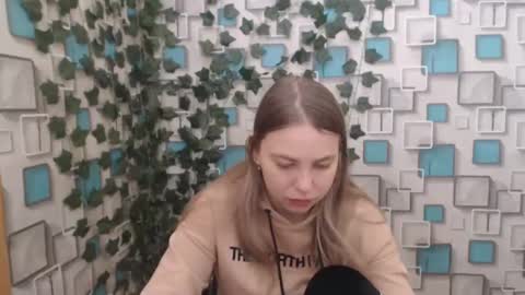 klerkarina online show from March 2, 5:54 am