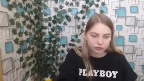 klerkarina online show from February 19, 9:28 am