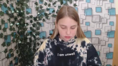 klerkarina online show from December 23, 9:27 am
