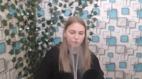 klerkarina online show from January 9, 8:45 am