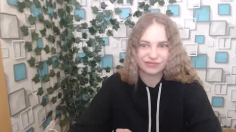 klerkarina online show from March 6, 8:52 am