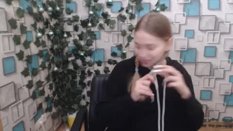 klerkarina online show from January 25, 6:23 am