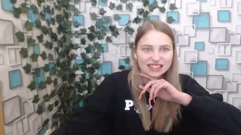 klerkarina online show from February 19, 6:22 am