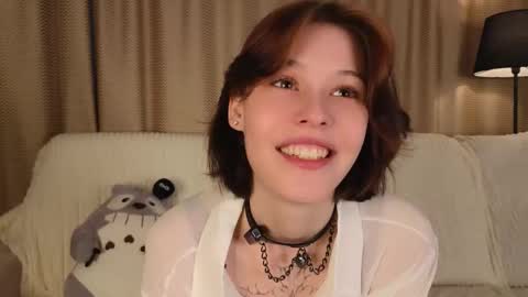 Snapshot of krissyhei chatting on September 18, 1:20 am Sarah online show from September 18, 1:20 am