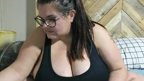 Raven Belle online show from January 15, 12:30 am