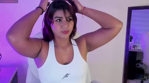 Snapshot of kylie_smith20 chatting on September 18, 8:57 pm Kylie online show from September 18, 8:57 pm