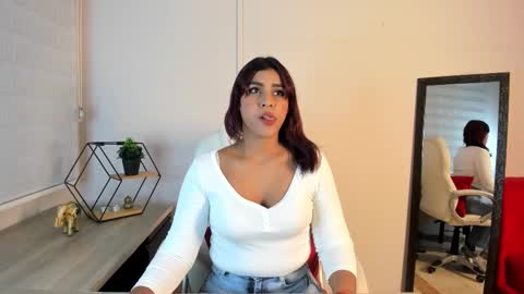 Snapshot of kylie_smith20 chatting on September 8, 7:46 pm Kylie online show from September 8, 7:46 pm