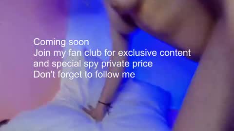 Snapshot of la_femme_fatale_ chatting on February 27, 1:08 am Hanna FREE ONLYFANS online show from February 27, 1:08 am