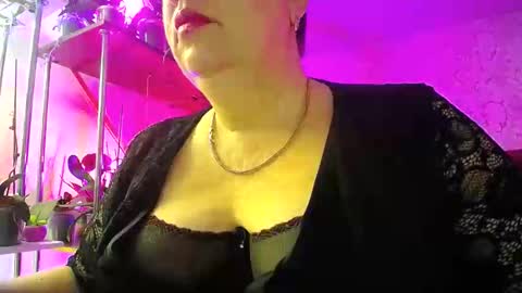 Lady Gloria online show from February 2, 4:05 am