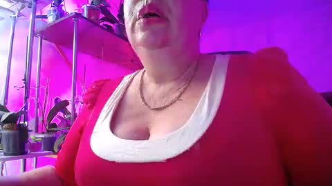 Lady Gloria online show from January 18, 11:43 am