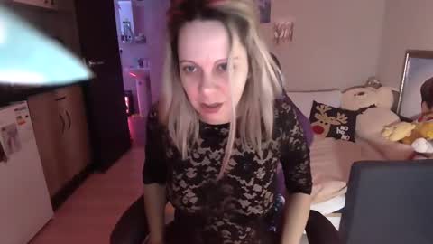 lady_smile69 online show from February 16, 1:58 am