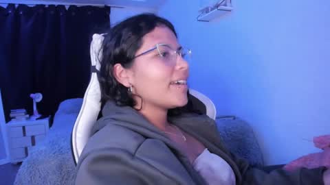  Lady  online show from February 2, 6:25 am