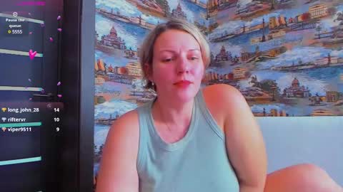 Snapshot of ladylucky_ chatting on February 26, 5:03 am ladylucky_ online show from February 26, 5:03 am