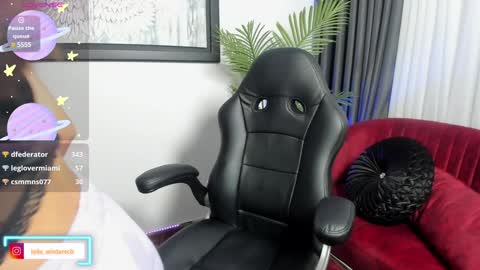 Snapshot of laila_angel chatting on January 10, 5:58 am laila_angel online show from January 10, 5:58 am
