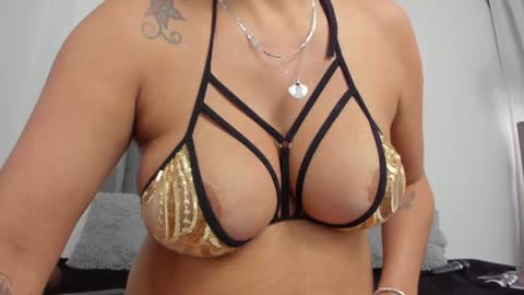 Snapshot of lailacastillomilf chatting on January 14, 4:08 pm Lailacastillo online show from January 14, 4:08 pm
