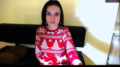 Snapshot of laimapinch_ chatting on December 25, 10:50 am Laima online show from December 25, 10:50 am