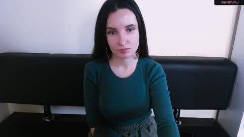 Snapshot of laimapinch_ chatting on January 4, 12:16 pm Laima online show from January 4, 12:16 pm