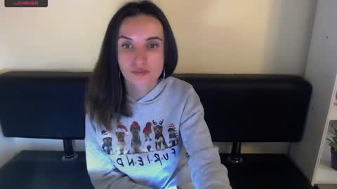 Snapshot of laimapinch_ chatting on December 20, 5:29 pm Laima online show from December 20, 5:29 pm