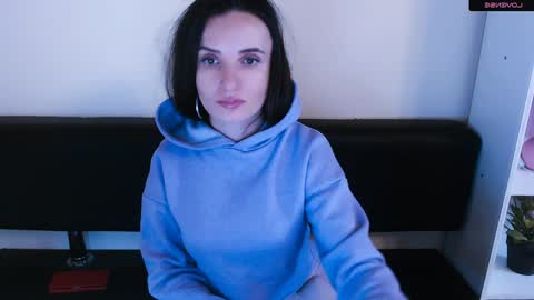Snapshot of laimapinch_ chatting on January 5, 1:26 pm Laima online show from January 5, 1:26 pm