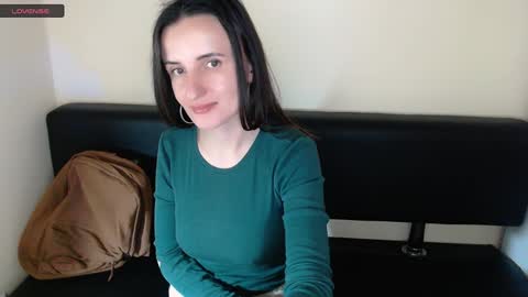 Snapshot of laimapinch_ chatting on December 8, 2:19 pm Laima online show from December 8, 2:19 pm