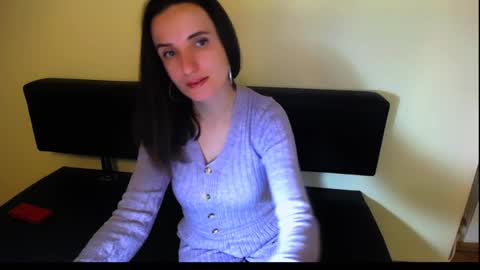 Snapshot of laimapinch_ chatting on December 23, 1:56 pm Laima online show from December 23, 1:56 pm
