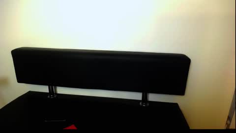 Snapshot of laimapinch_ chatting on December 23, 5:11 pm Laima online show from December 23, 5:11 pm