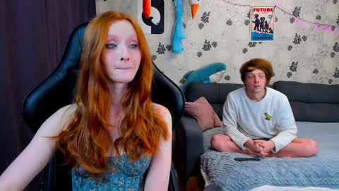 Snapshot of laksmrrr chatting on February 3, 9:30 am Lu Alex online show from February 3, 9:30 am