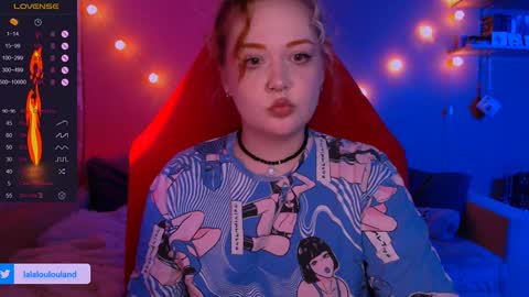 Snapshot of lala_loulou chatting on December 25, 8:07 pm Nicky online show from December 25, 8:07 pm