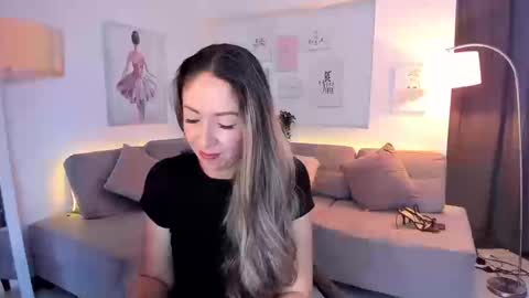 laly_dolce online show from September 11, 8:54 pm